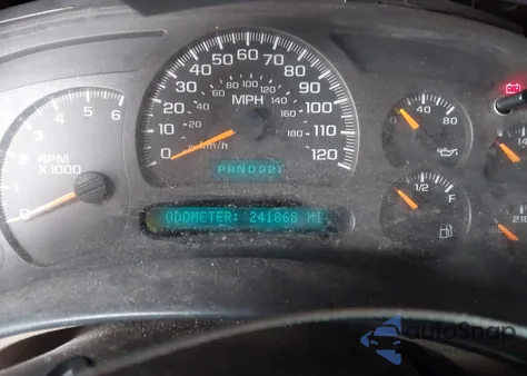 2003 Chevrolet Avalanche 1500 из США, поврежденный, VIN 3GNEC13T43G298570